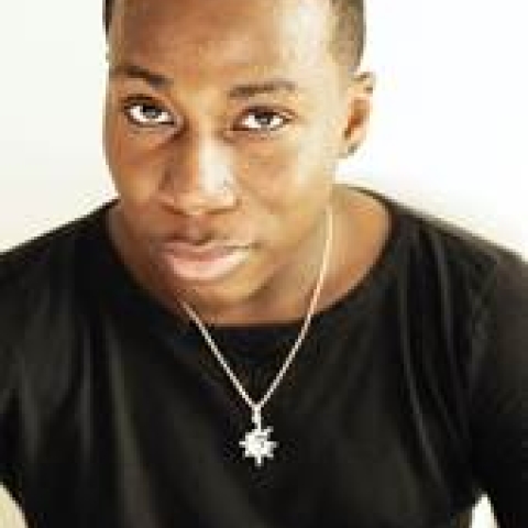 Justin Santos headshot